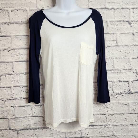 Forever 21 Baseball Tee Womens Size Small Pocket 3/4 length sleeves Cream Blue - Picture 1 of 9